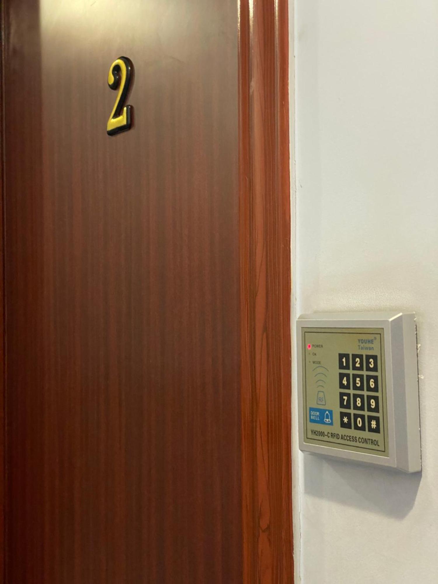 Sufara Hotel Suites Аман Екстериор снимка